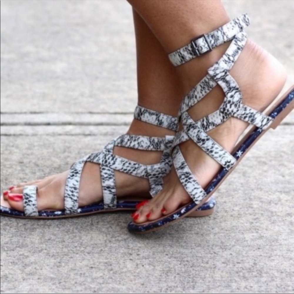 NWT Cabi Athena Sandal Snakeskin and Floral Trim Available in Size 7 & 9